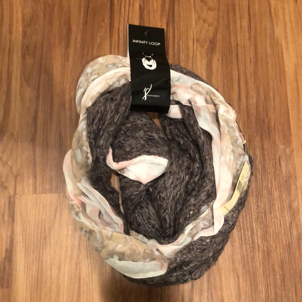 NWT reversible infinity scarf gray wool/floral